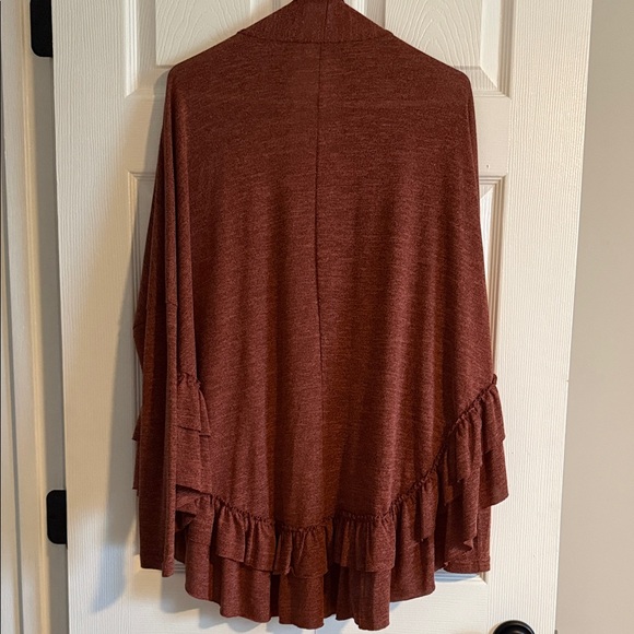 easel Rust Open-Front Ruffle Hem Cardigan - Picture 3 of 3